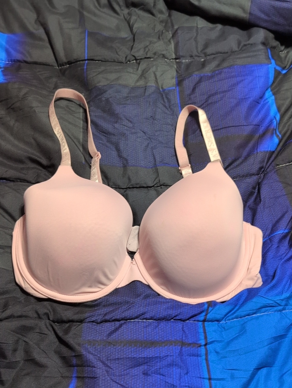 Victoria's Secret Light Pink Molded T-Shirt Bra